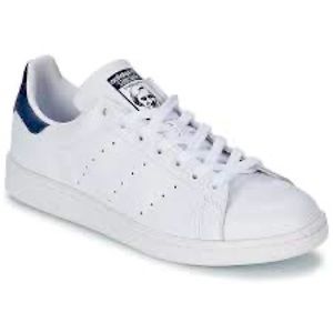 Adidas Stan Smith shoes, Cloud White / Collegiate Navy. Women’s Size 6